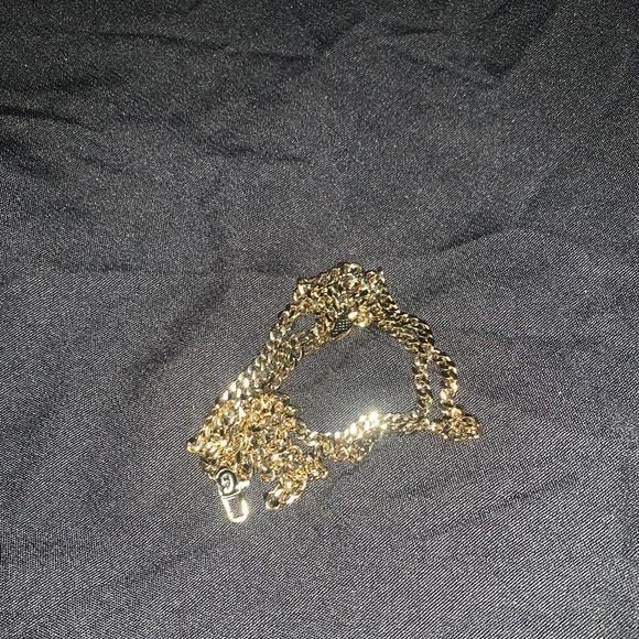 Shop Gld 24’ Gold Chain - Picture 3 of 3